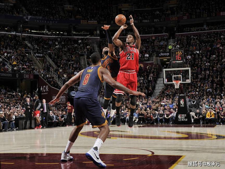 包含热火翻盘四川队，武切维奇点燃赛场的词条