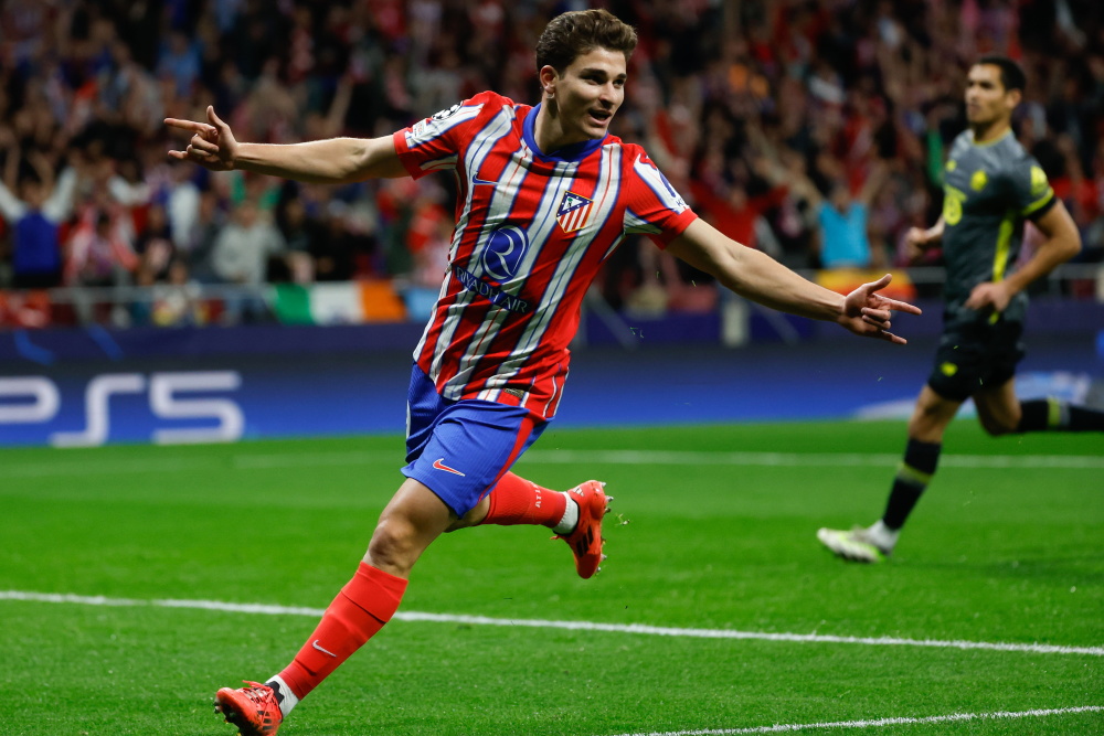 里尔客场逆转桑普第尔，士气大振的简单介绍