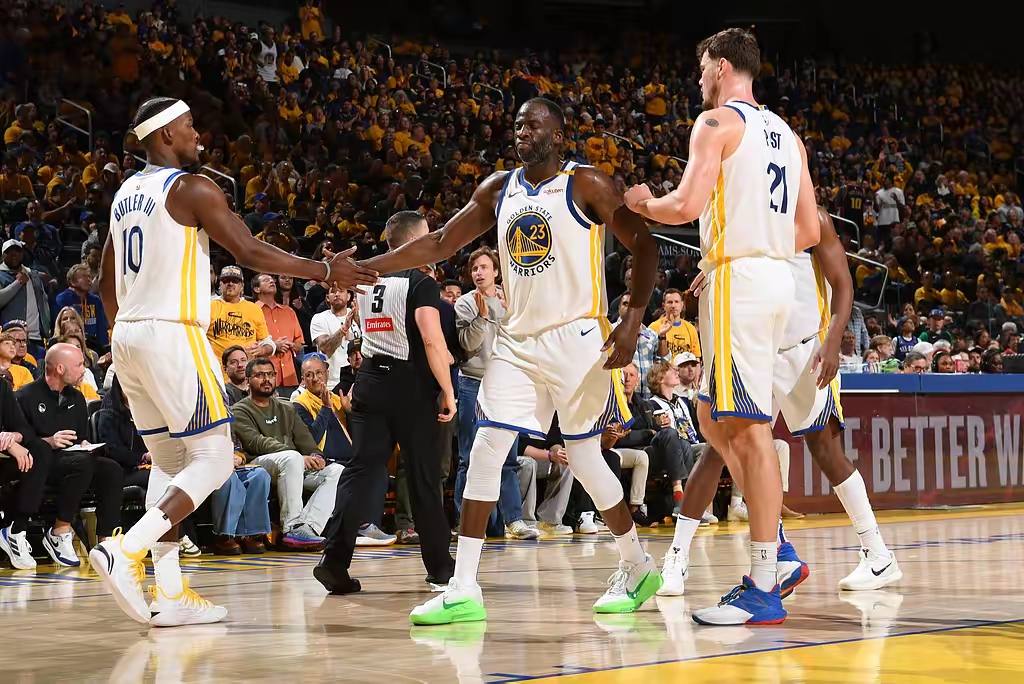 勇士遭遇灰熊逆转，客场失利