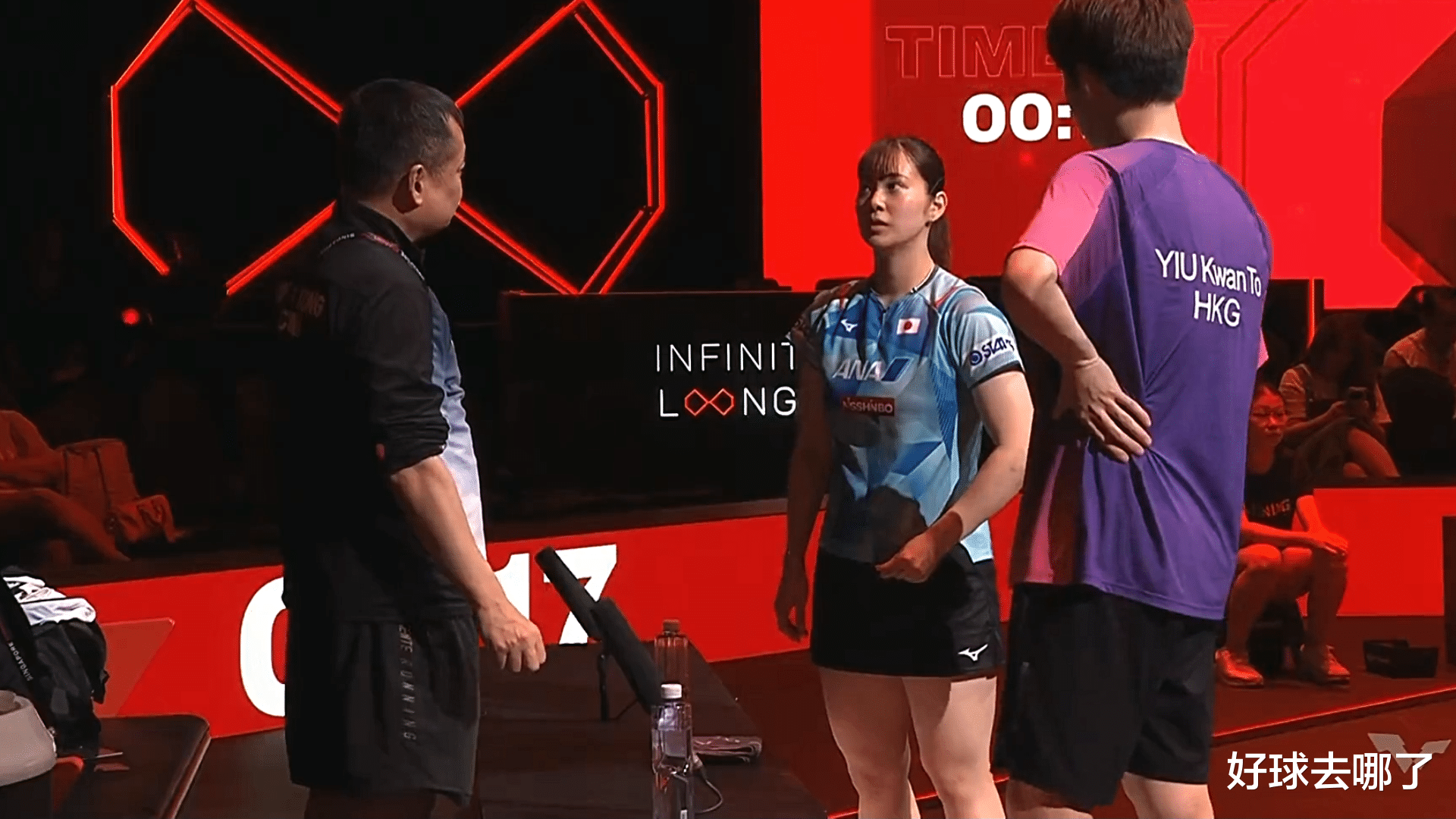 东道主运动员激情出局，观众失望的简单介绍