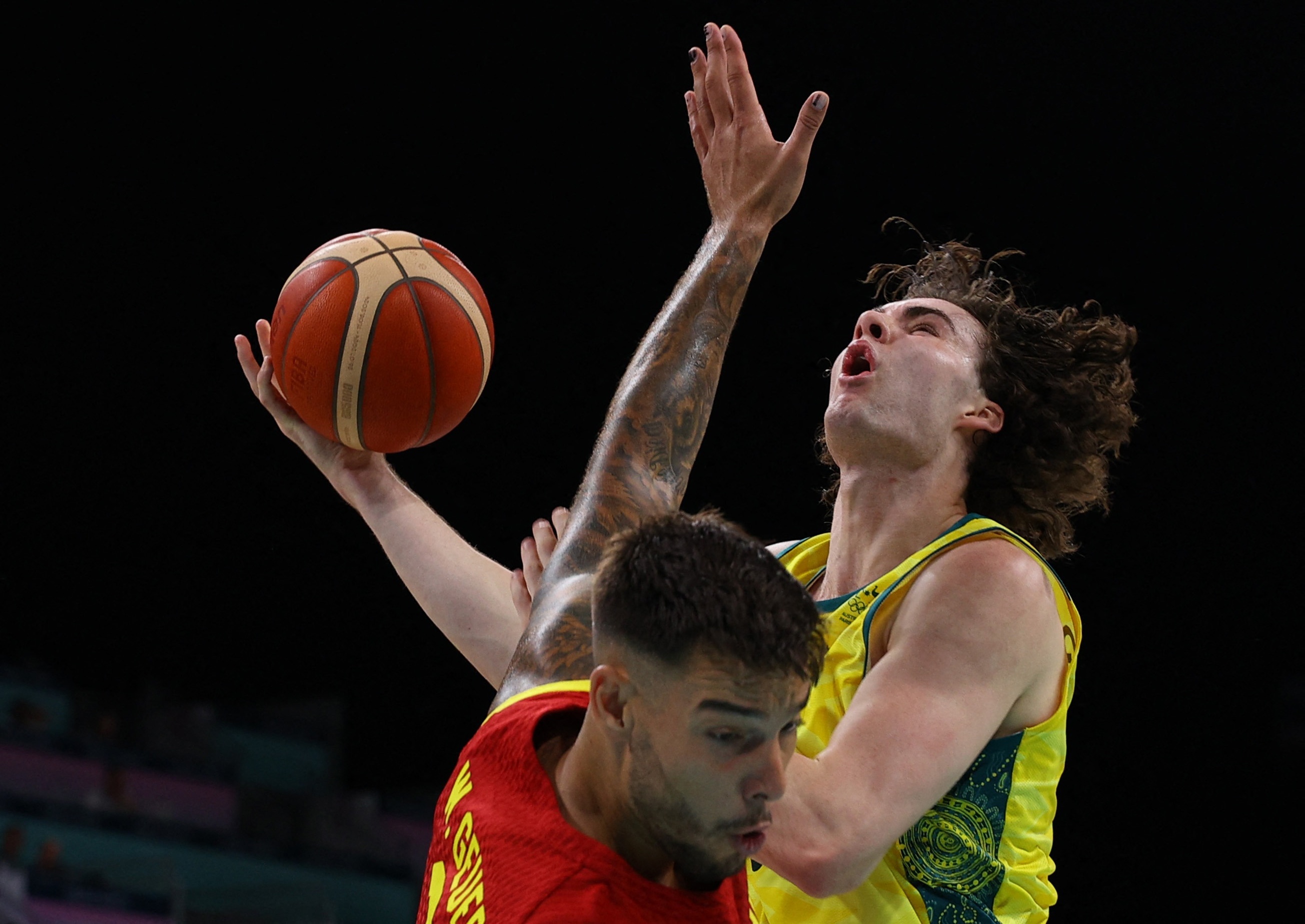 澳大利亚绝杀国家队收获胜利