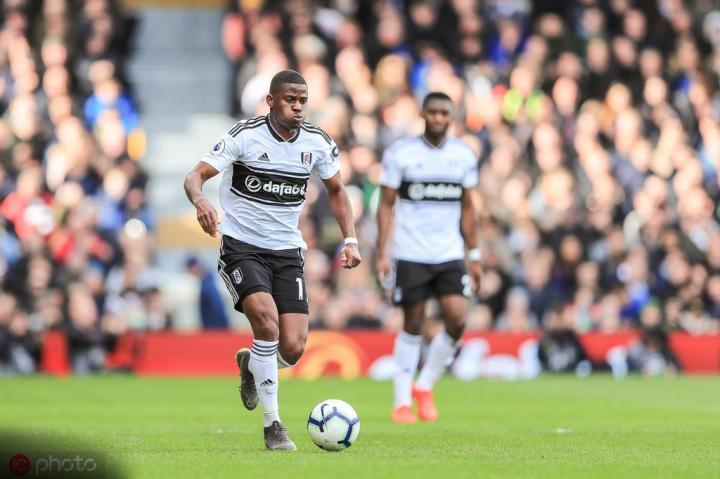 包含富勒姆主场失利，战绩跌入低谷的词条