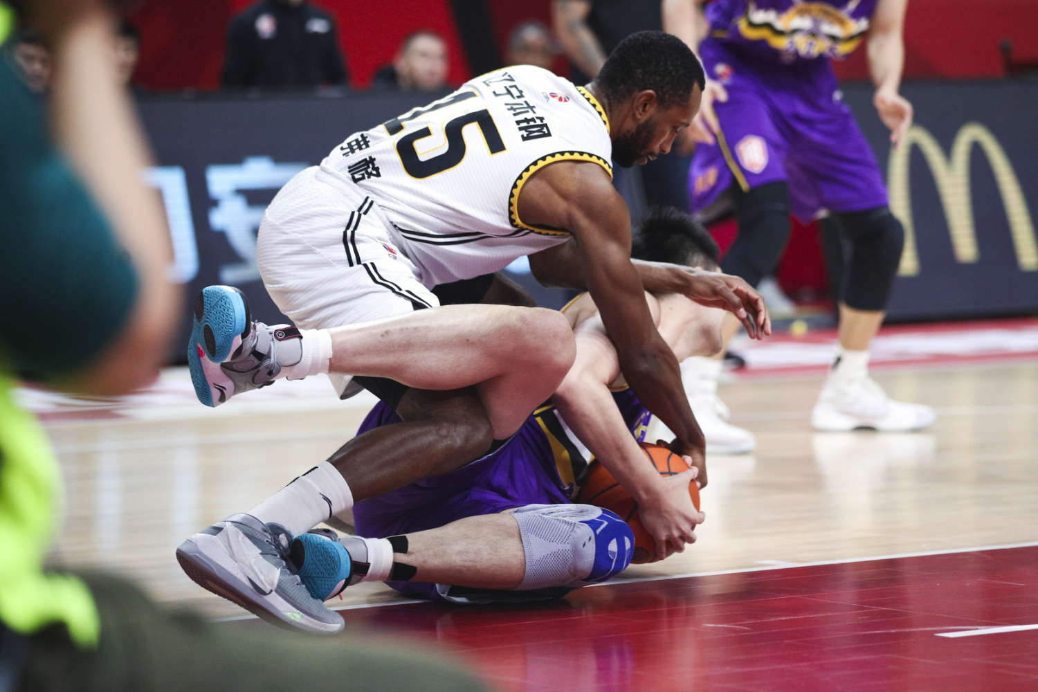 外援表现抢眼，助球队战胜对手