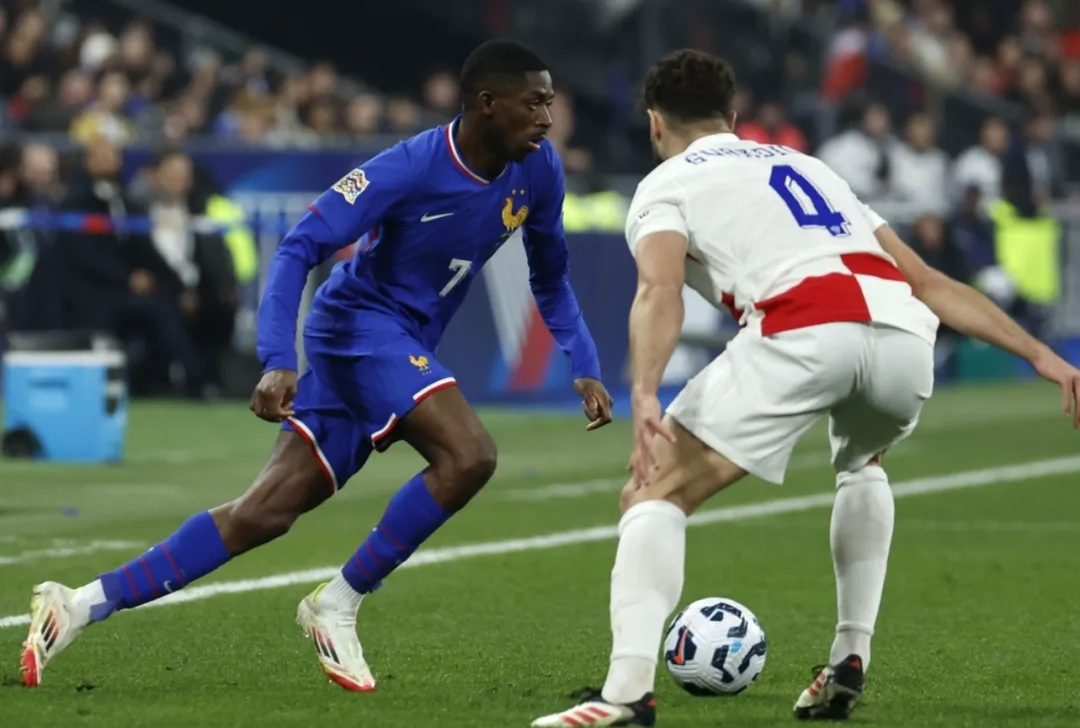 欧国联联赛赛场上的剧烈碰撞