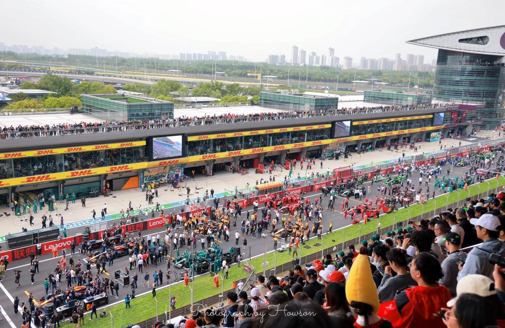 包含雷诺车队绝杀梅赛德斯，周冠宇扛起全队的词条