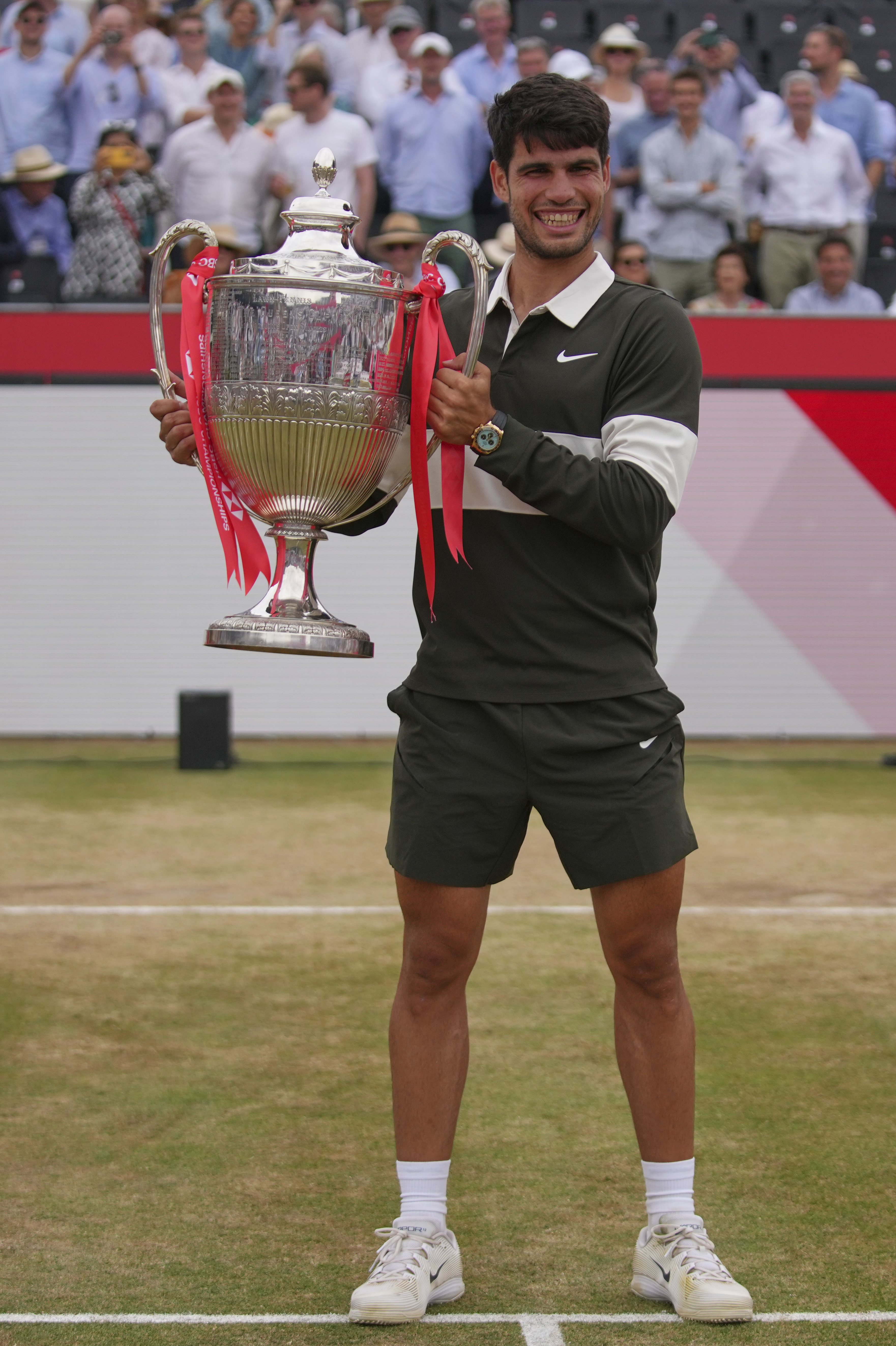 包含法国网球队鏖战意大利网球队，阿尔卡拉斯高光表现的词条