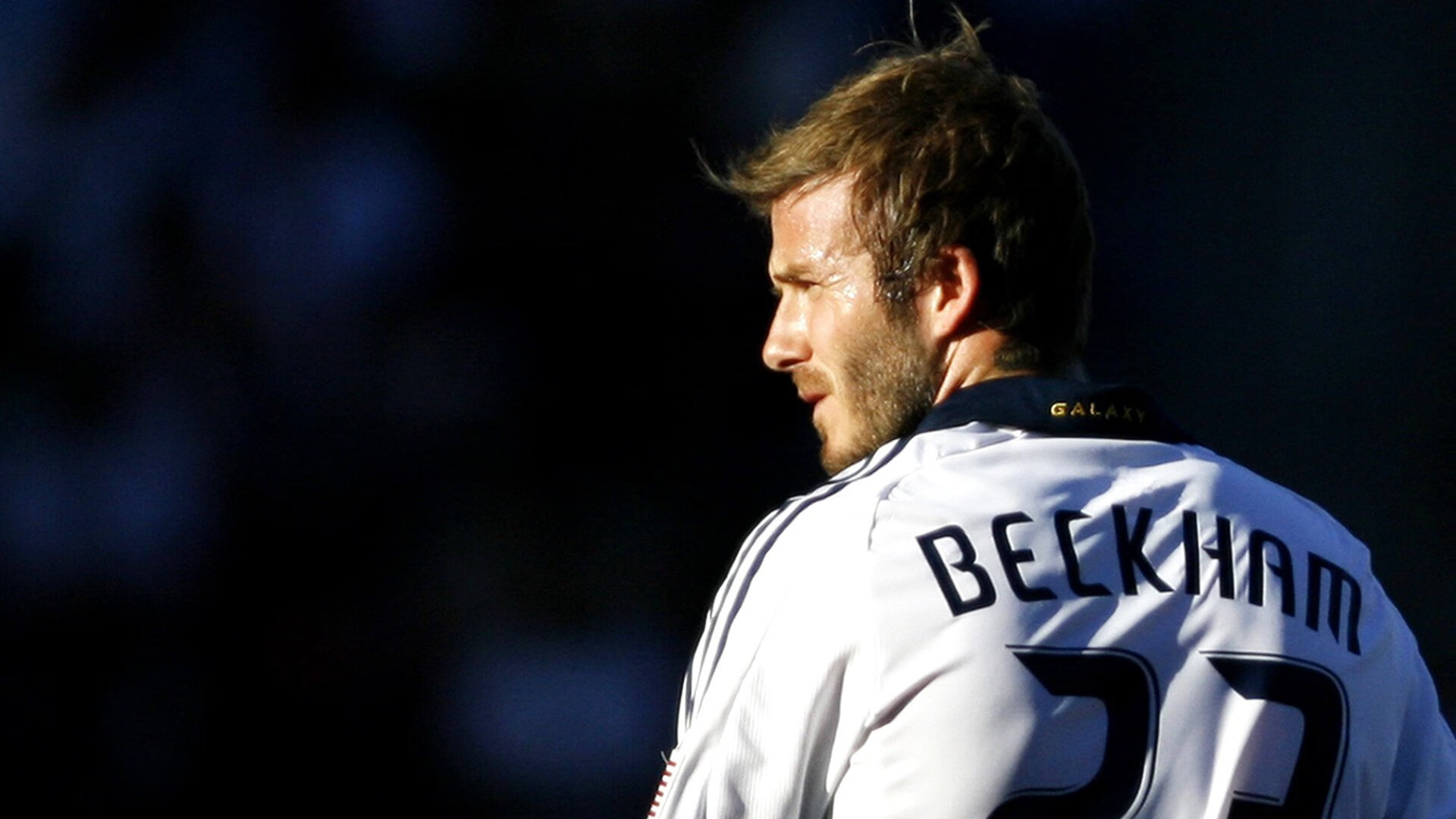 活塞节奏掌控上海队，库里成为关键先生